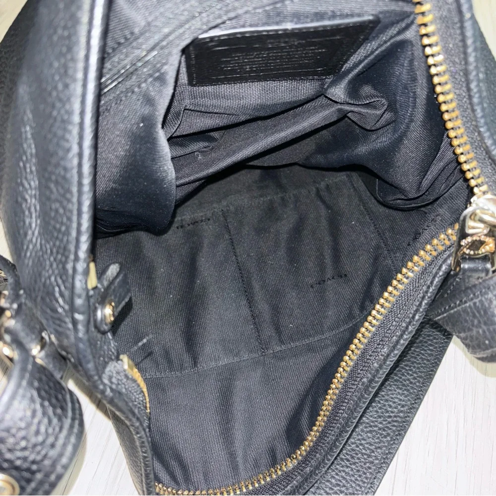 Coach Black Pebble Leather Sonoma Bucket Crossbody Bag Adjustable‎ Straps